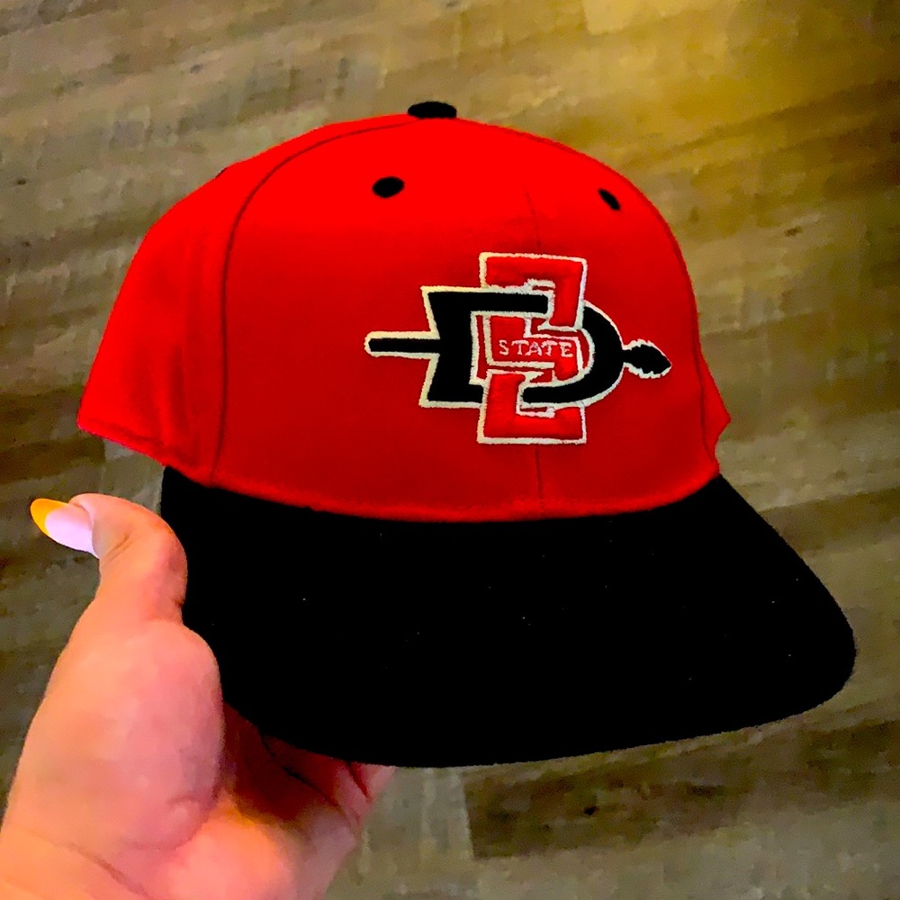 College Nike hat
